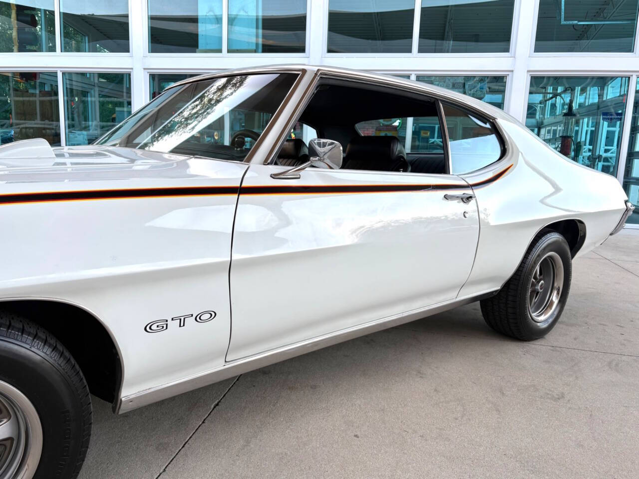 1970 Pontiac GTO 13