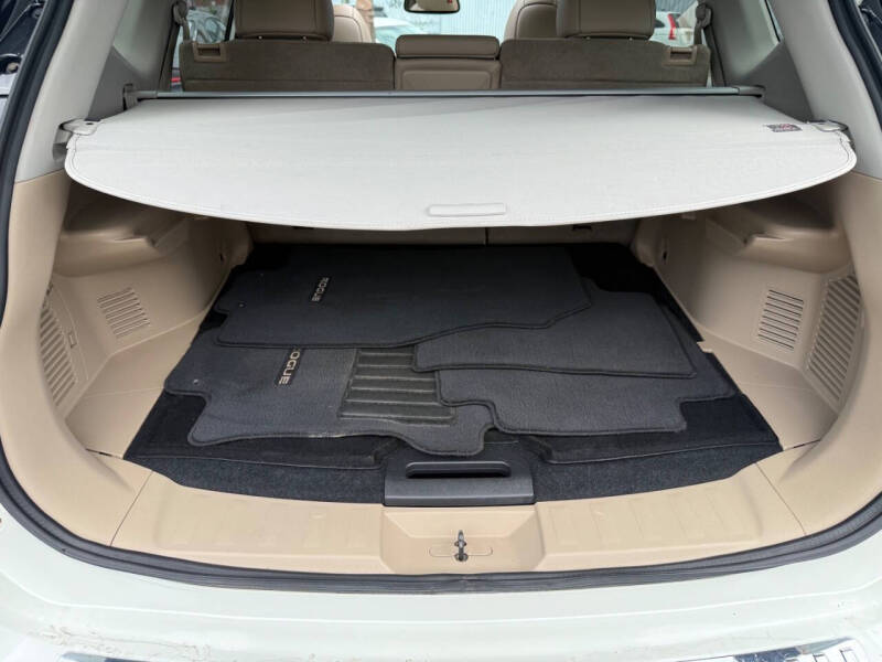 2016 Nissan Rogue SL
