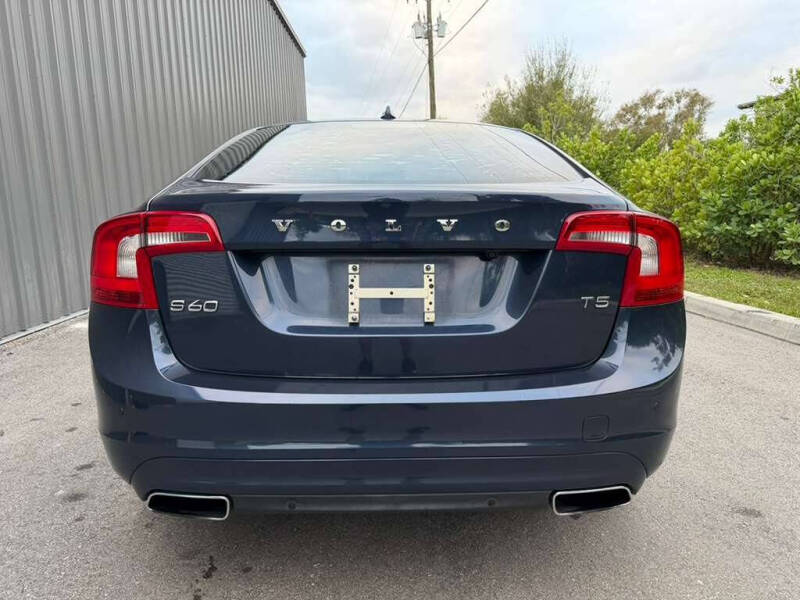 2014 Volvo S60 T5 Platinum