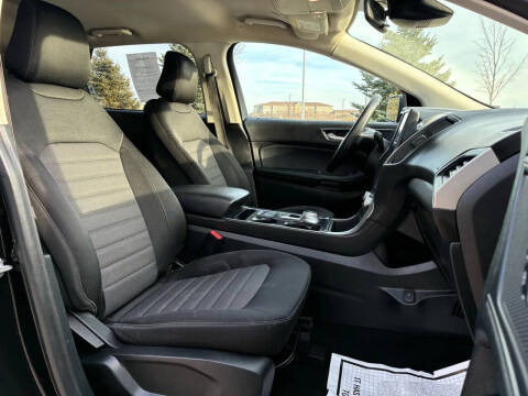 2021 Ford Edge SE
