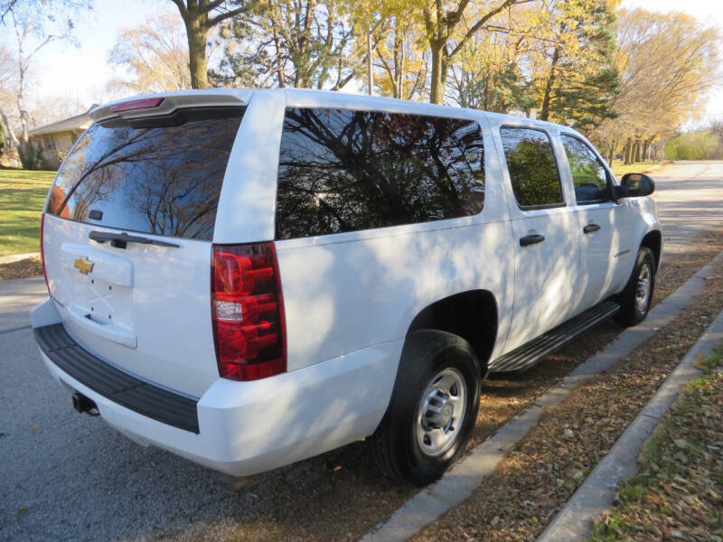 2012 Chevrolet Suburban Fleet 2500