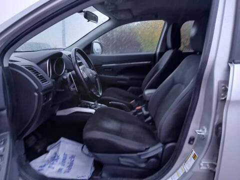 2013 Mitsubishi Outlander Sport ES