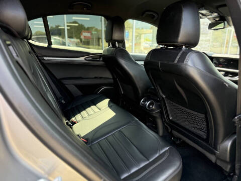 2019 Alfa Romeo Stelvio Ti Sport