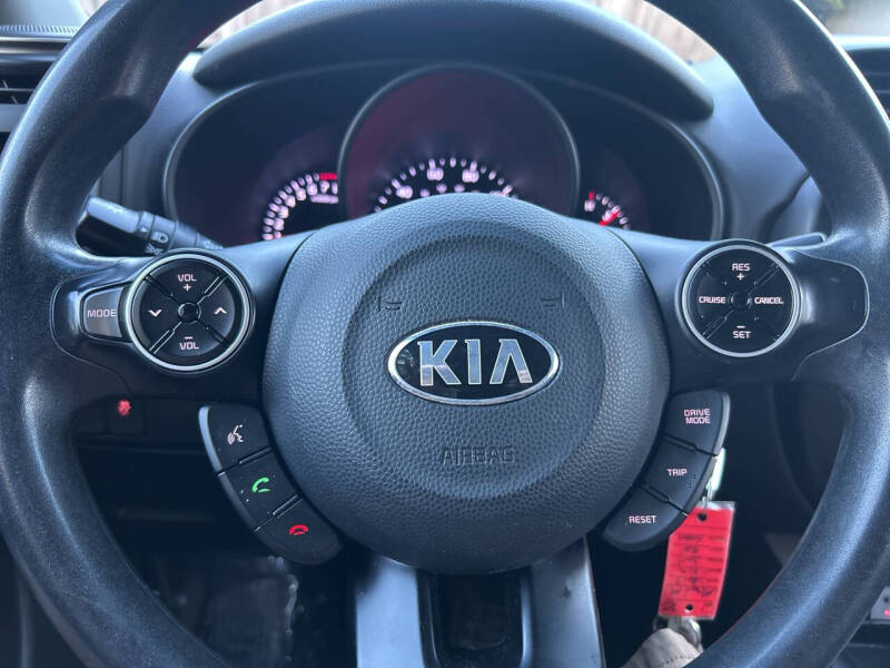 2017 Kia Soul +