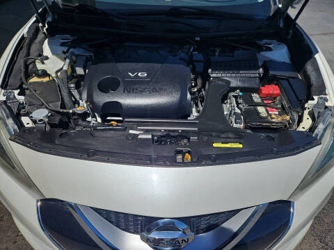 2017 Nissan Maxima 3.5 SR