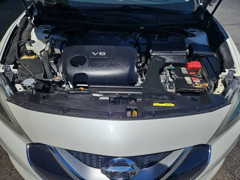2017 Nissan Maxima 3.5 SR