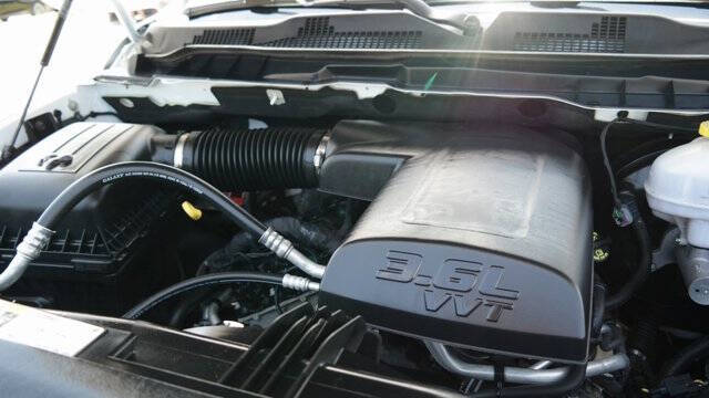 2024 RAM 1500 Classic SLT