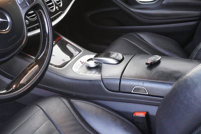 2015 Mercedes-Benz S-Class S 550