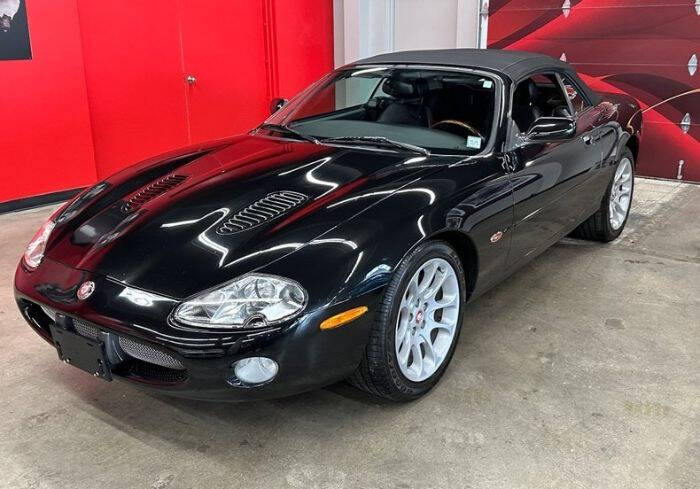 2001 Jaguar XKR
