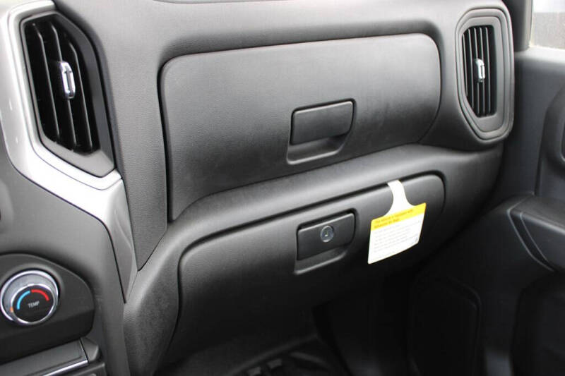 2024 Chevrolet Silverado 3500HD CC