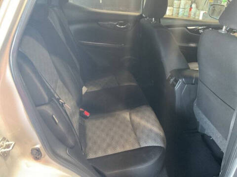 2021 Nissan Rogue Sport SV