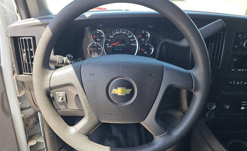2021 Chevrolet Express 2500