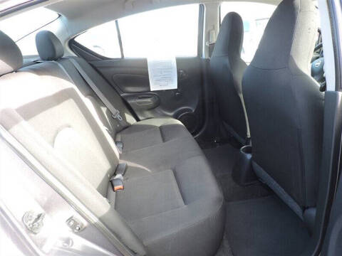 2017 Nissan Versa 1.6 S