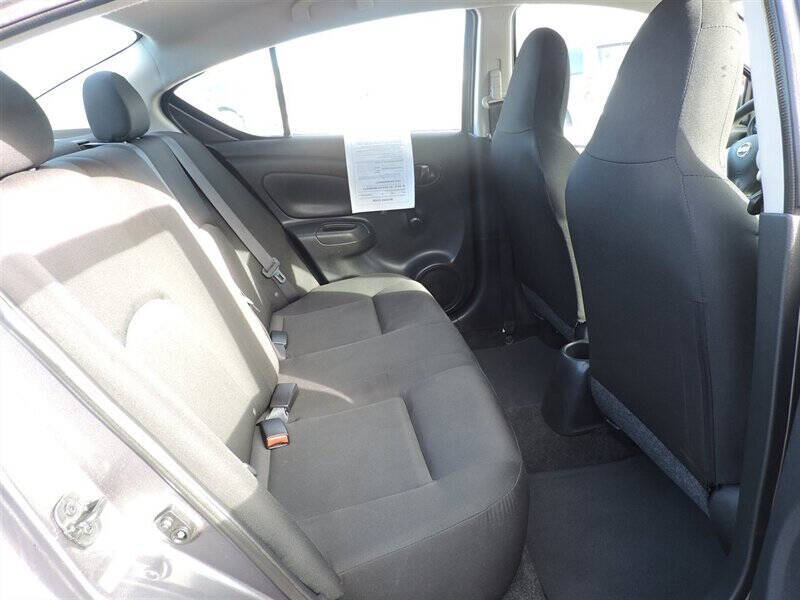 2017 Nissan Versa 1.6 S