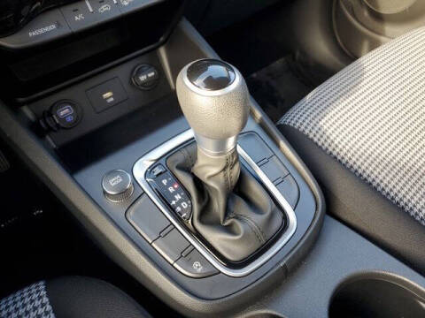 2023 Hyundai Kona SE