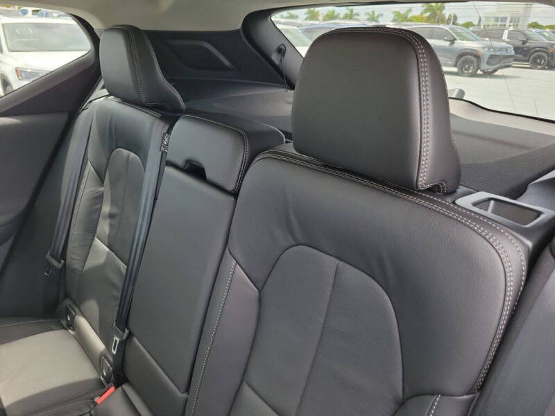 2026 Volvo XC40 B5 Core