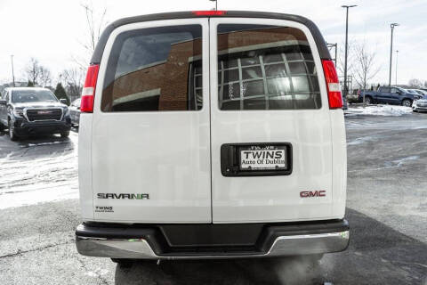 2023 GMC Savana 2500