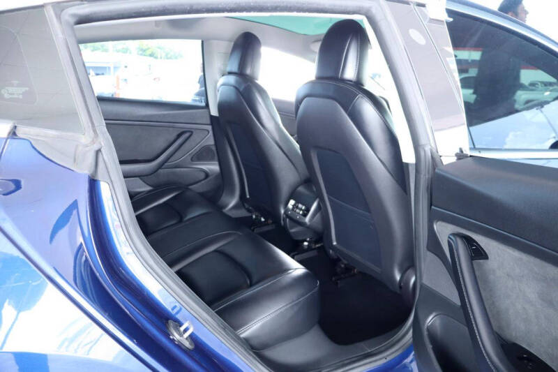 2019 Tesla Model 3 Performance