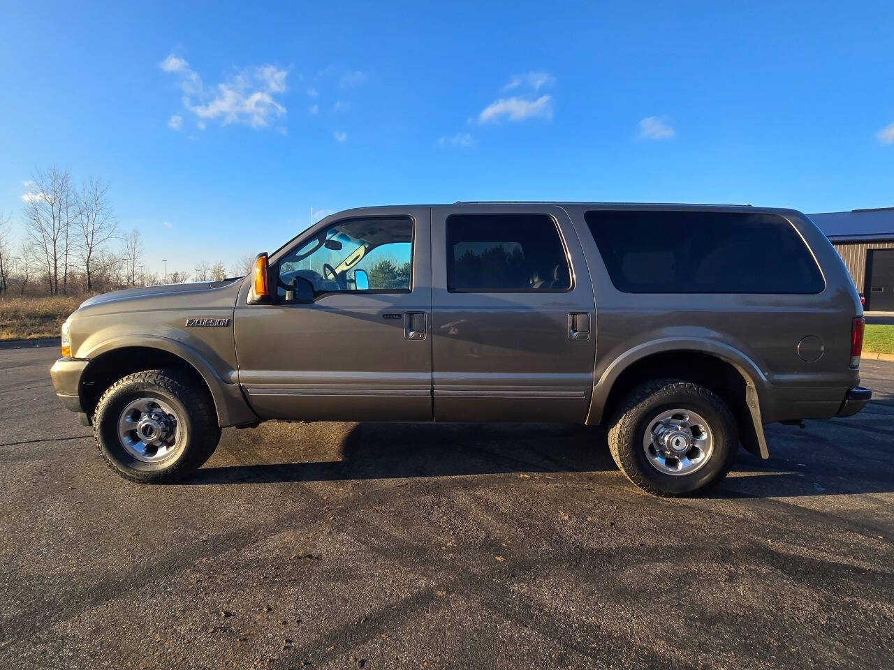 2004 Ford Excursion for sale at Dedicated Auto Sales Inc in Elk River, MN