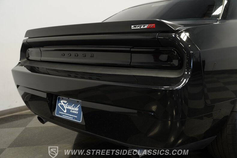 2010 Dodge Challenger SRT8