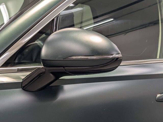 2024 Genesis GV70 2.5T Standard