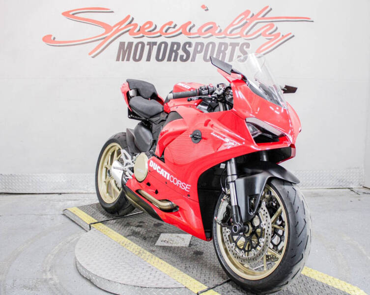 2022 Ducati Panigale V2