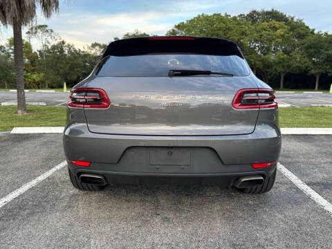 2018 Porsche Macan