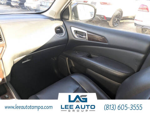 2014 Nissan Pathfinder SL