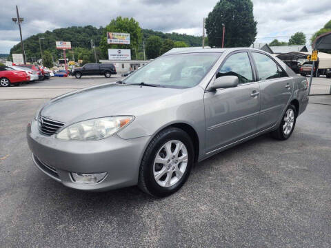 2005 Toyota Camry for sale at MCMANUS AUTO SALES in Knoxville TN