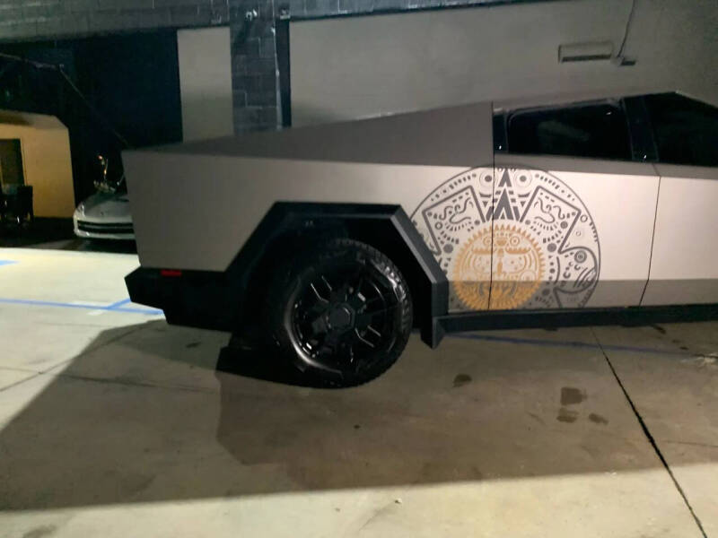 2024 Tesla Cybertruck