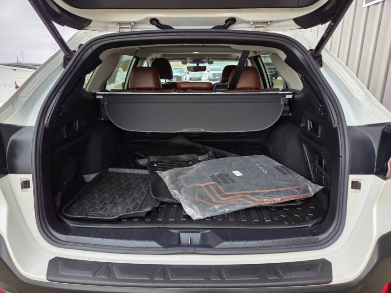 2020 Subaru Outback Touring XT