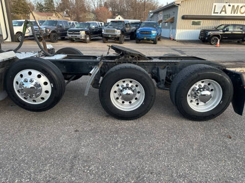 2021 International RH613