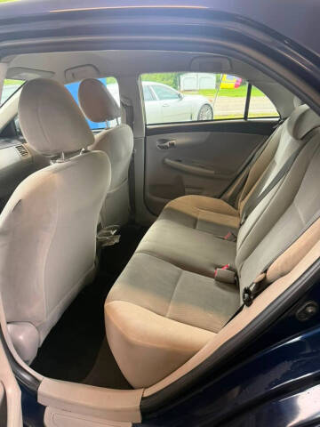 2012 Toyota Corolla LE