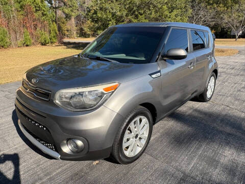2017 Kia Soul +