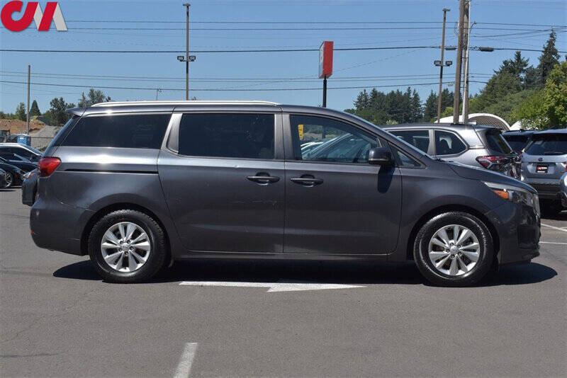 2016 Kia Sedona LX