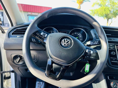 2019 Volkswagen Tiguan S 4Motion