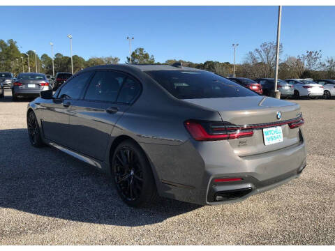 2022 BMW 7 Series 740i