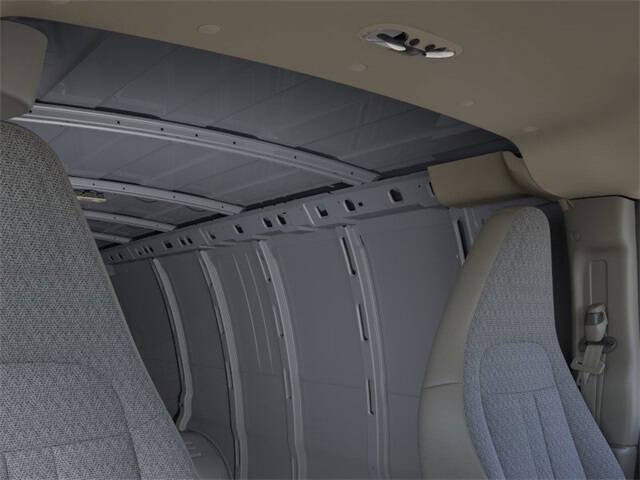 2025 Chevrolet Express 3500