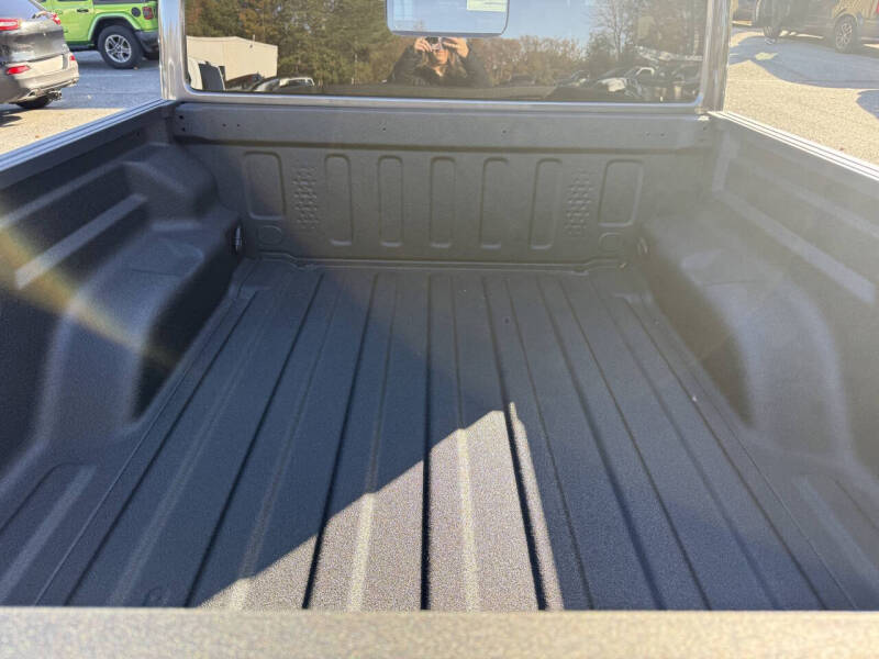 2025 Jeep Gladiator High Tide