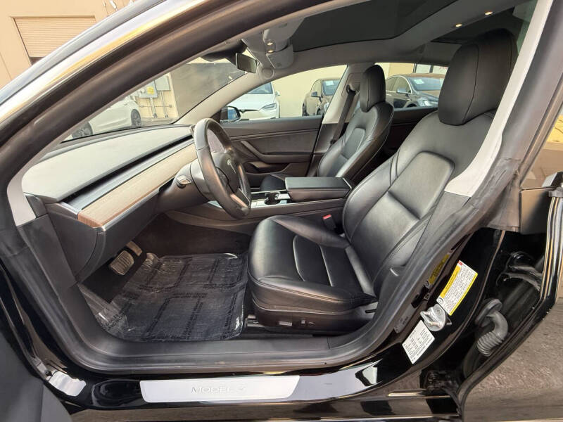 2019 Tesla Model 3 Standard Range Plus