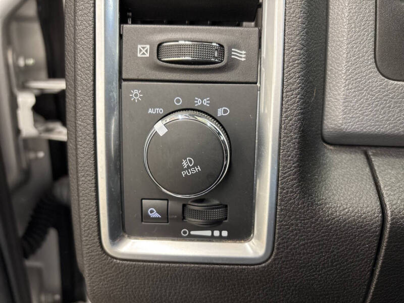 2019 RAM 1500 Classic SLT