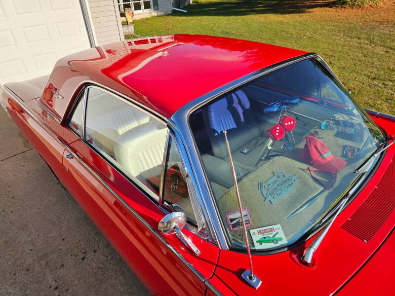 1961 Ford Thunderbird