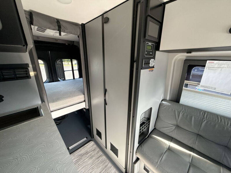 2025 Mercedes-Benz Sprinter