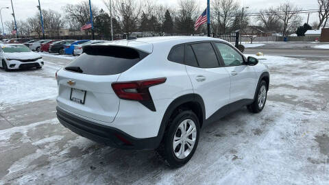 2025 Chevrolet Trax LS