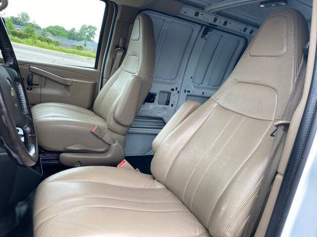 2021 Chevrolet Express 2500