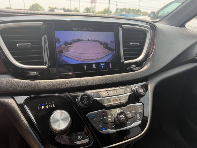 2020 Chrysler Pacifica Touring L 35th Anniversary