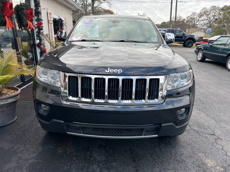 2011 Jeep Grand Cherokee Limited photo 7