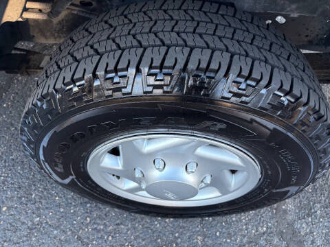 2011 Ford E-Series E-350 SD XL