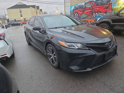 2020 Toyota Camry SE Nightshade