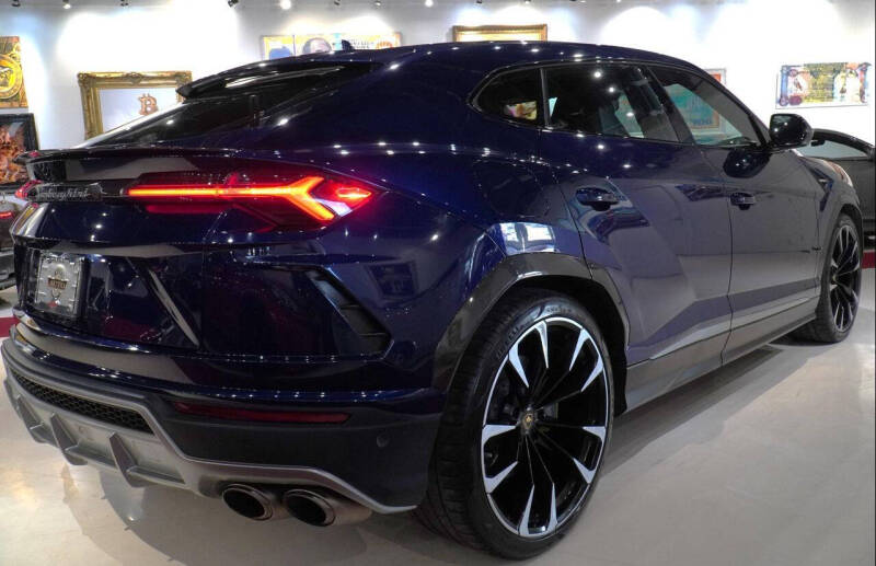 2020 Lamborghini Urus